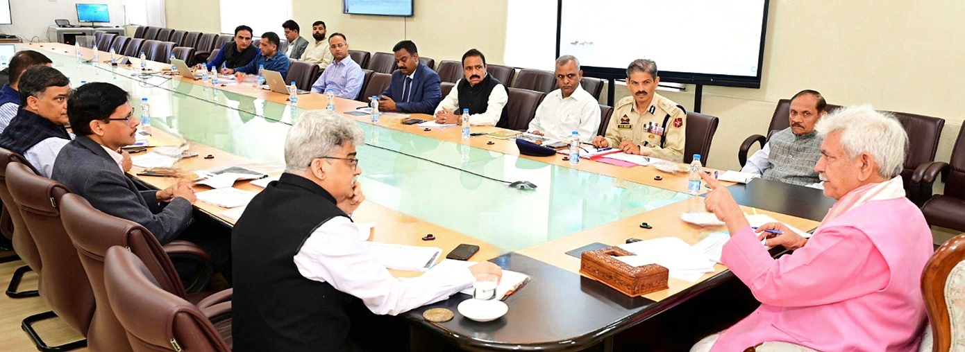 'Lt Governor chairs a review meeting of Home Department'